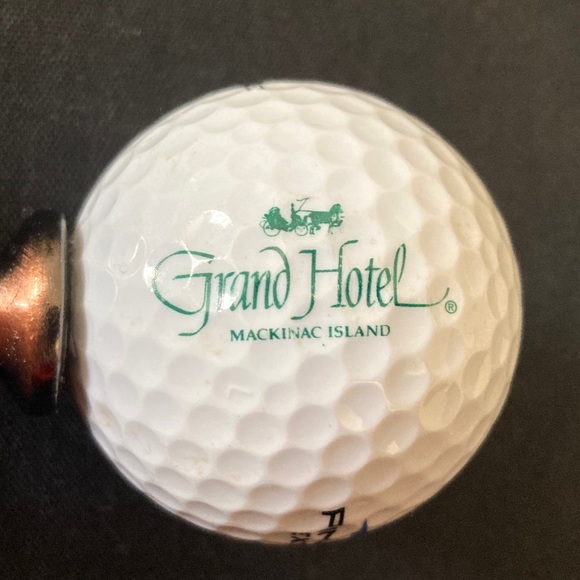 Grand Hotel MACKINAC ISLAND Golf Ball Bottle Opener - Picture 2 of 6